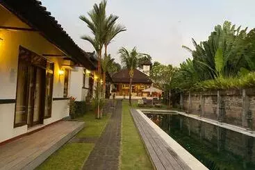 Pensjonat Agung Village