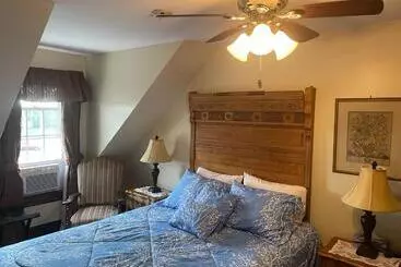 Majatalo Prince County Guest House