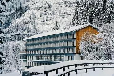 The Comodo Bad Gastein, A Member Of Design Hotels