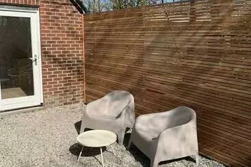 Aamiaismajoitus (B&B) Guest Room With Terrace At The Wadden Sea