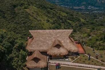 ホテル Nalua Glamping Y