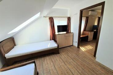 بنسيون Casa Muscelelor