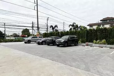 Golden Nest Hotel Suvarnabhumi
