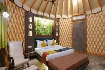 Lomakeskus Tathastu Kanha