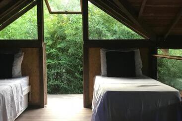 Pension Pousada Rainforest House   Ilha Grande