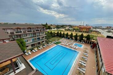Vural Termal Apart Otel