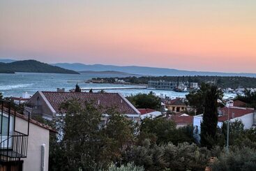 Myrodia By Etapaltınel