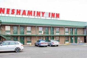 Neshaminy Inn