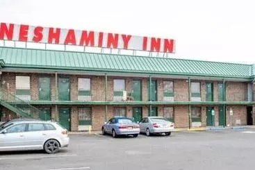Neshaminy Inn