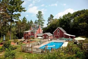 تختخواب و صبحانه Bartlett Inn