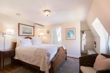 Bed and Breakfast Marshall Slocum Inn