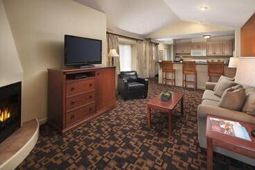 فندق Brisas Del Mar Inn At The Beach