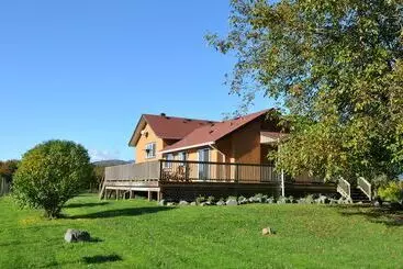 ホテル Fraser River Outpost Lodge