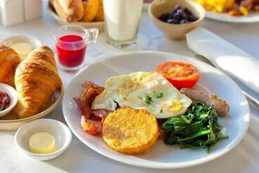 هتل Garni House 46 Plus