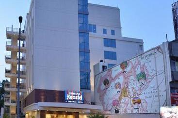 בית מלון כפרי Nirwana Hometel Jaipur  A Sarovar