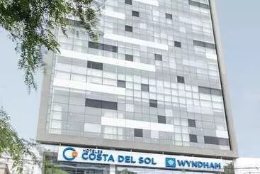 בית מלון כפרי Costa Del Sol Wyndham Lima City