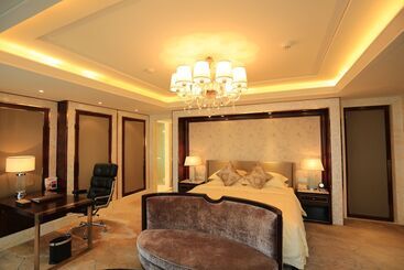 酒店 Ramada Yiyang Taojiang