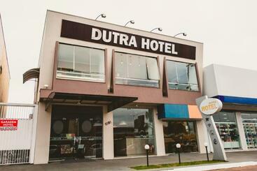 酒店 Dutra