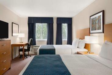 هتل Days Inn Sioux Lookout