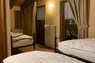 בית מלון כפרי Garnì Bonsai