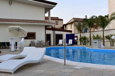 בית מלון כפרי Riviera Azzurra