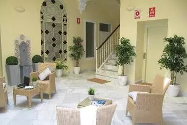 Life Apartments San Vicente