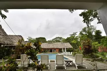 هتل Tikal Inn