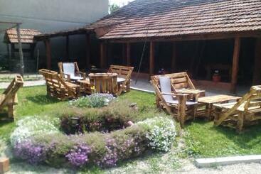 پانسیون Stara Planina Vila Vesela Kuca