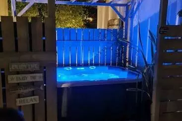 Pensió Matin De Saône