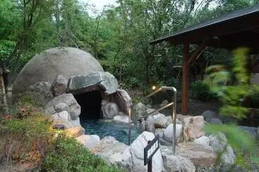 Отель Route Inn Grantia Fukuoka Miyawaka  Wakita Onsen