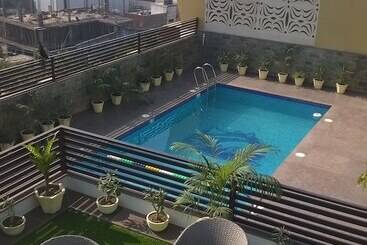 호텔 Seven Hills Tower