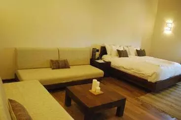 فندق 1st Gate Homefusion