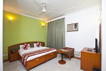 Hotell Oyo Rooms Hazrat Nizamuddin