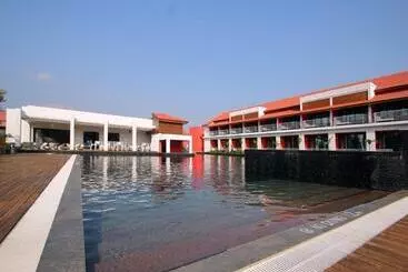 Hotel Planet Hollywood Beach Resort Goa