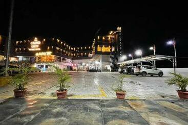 Hotel The Grand Unity