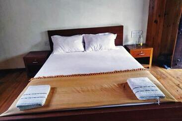 Resort Turtle Pond Home Stay