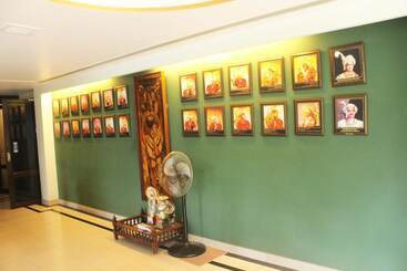 בית מלון כפרי Oyo Premium Mysore Krs Road