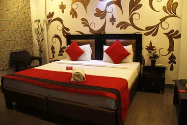 Hotel Oyo Rooms South Delhi 2