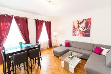 Checkvienna  Apartment Veitingergasse