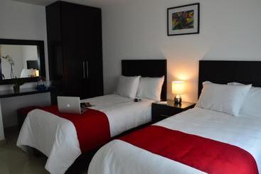 בית מלון כפרי Clamont Suites