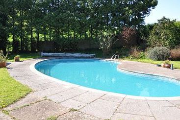 Bed and Breakfast Bulleigh Barton Manor