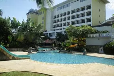 Szálloda Sutanraja , Convention & Recreation