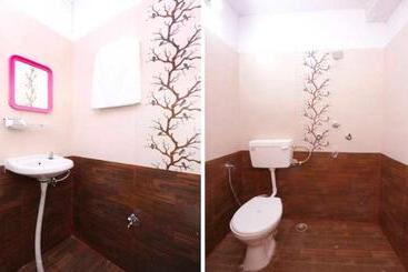 Hôtel Oyo 80597j  Lotus Prime