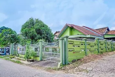 Hotel Spot On 91980 Kost Beringin 4