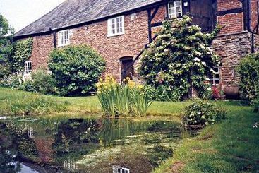 Bed and Breakfast Lower Bache House