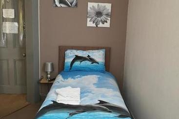 تختخواب و صبحانه Summer's Bay