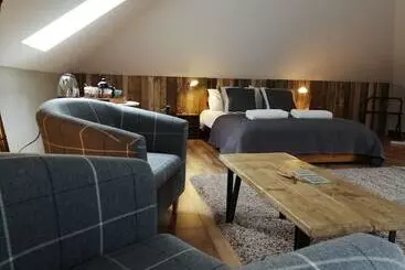 Worth House Bed And Breakfast