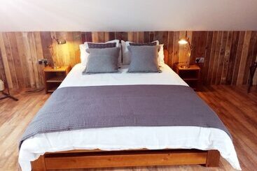 Worth House Bed And Breakfast