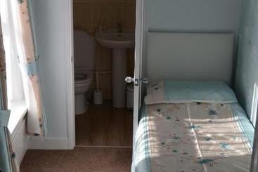 ペンション Claremont