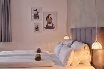 Hotel Arx Guesthouse